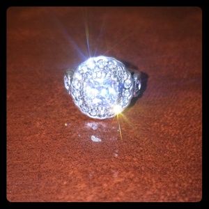 Premier Designs Jewelry Heritage Ring Size 6